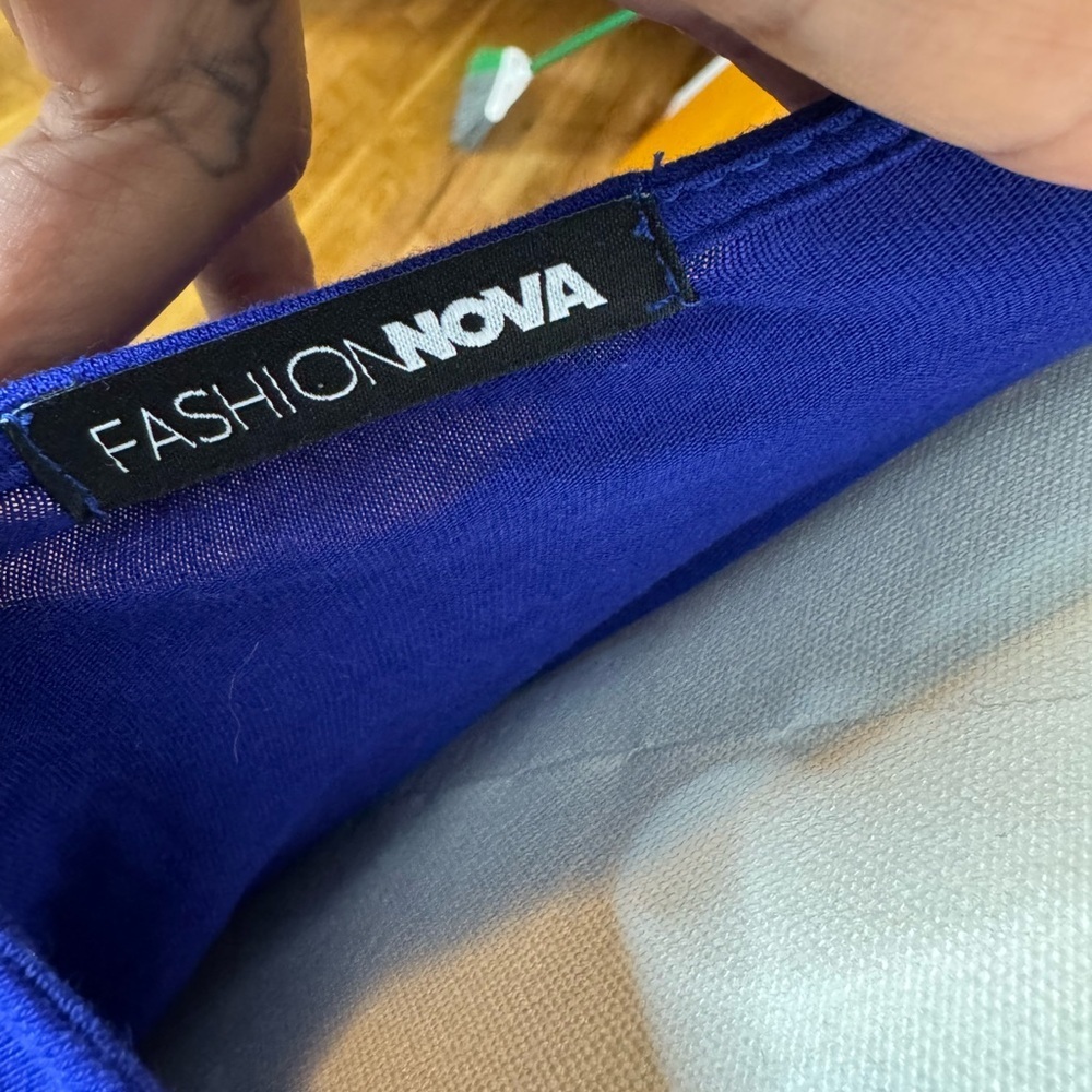 Fashion Nova Royal Blue Crop Set - Picture 3 of 5
